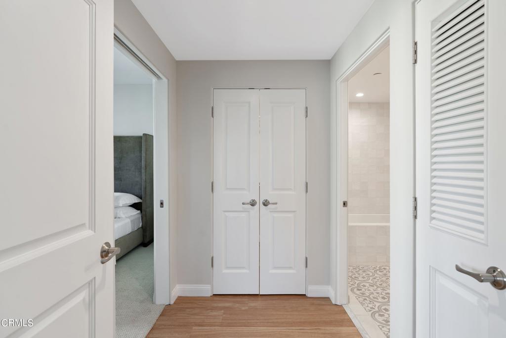 88 N Oakland Avenue 205