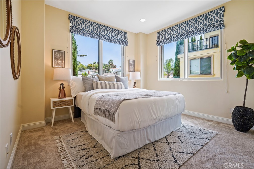 615 S Pacific Coast Highway Unit: C