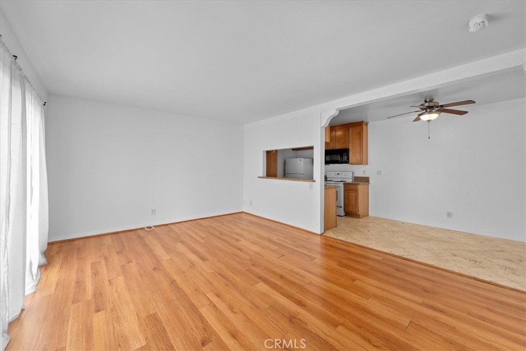 23320 Marigold Avenue Unit: P204