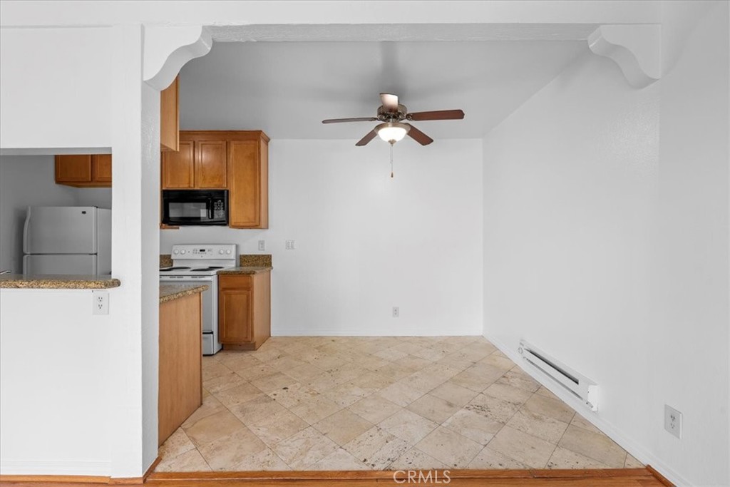 23320 Marigold Avenue Unit: P204