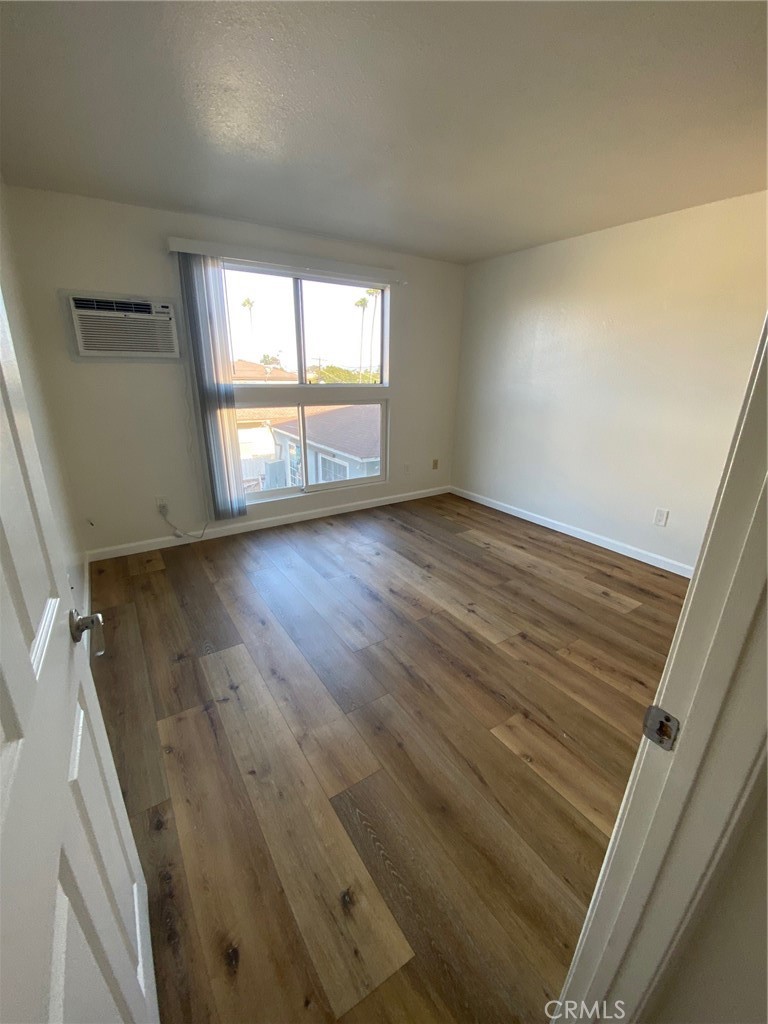 1258 W 24th Street Unit: 3