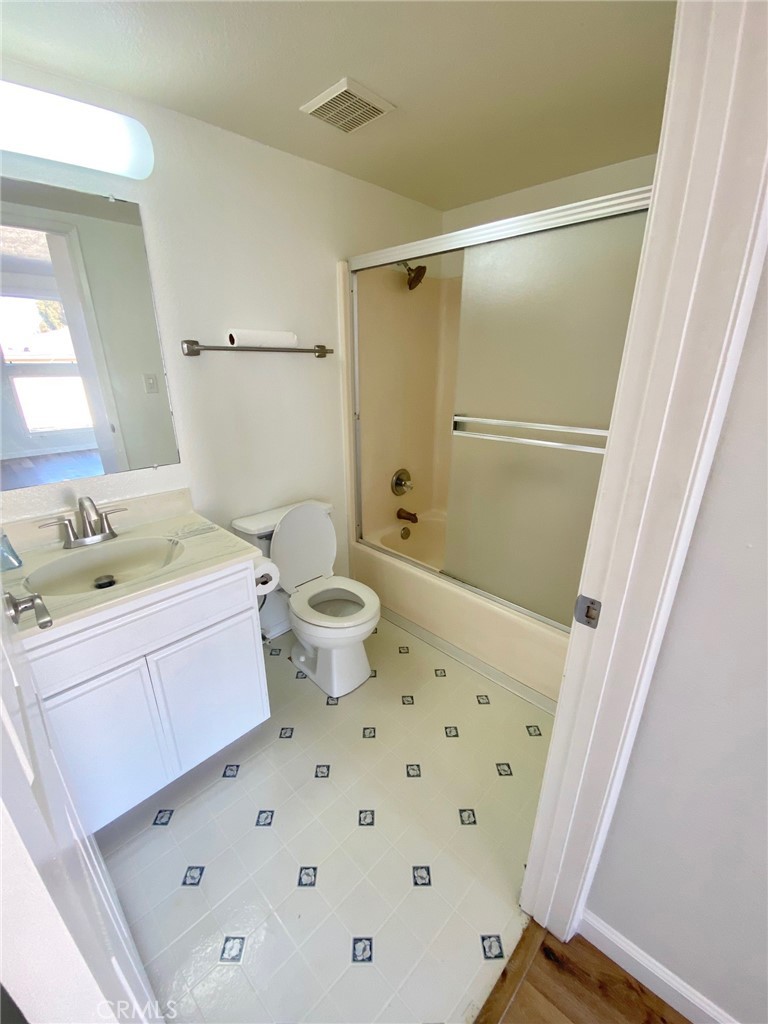 1258 W 24th Street Unit: 3