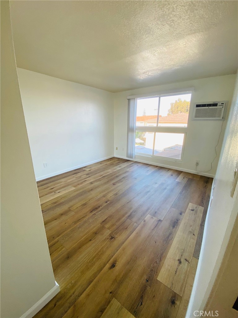 1258 W 24th Street Unit: 3