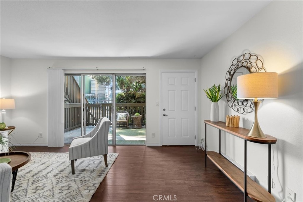 23320 Marigold Avenue Unit: P101