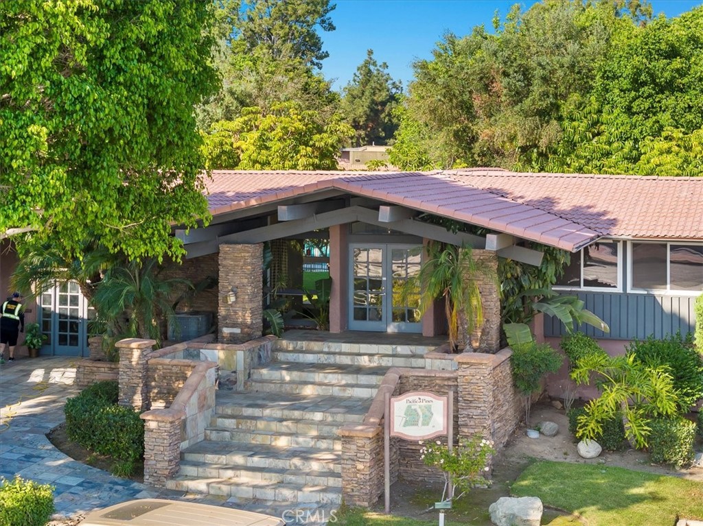 23320 Marigold Avenue Unit: P101