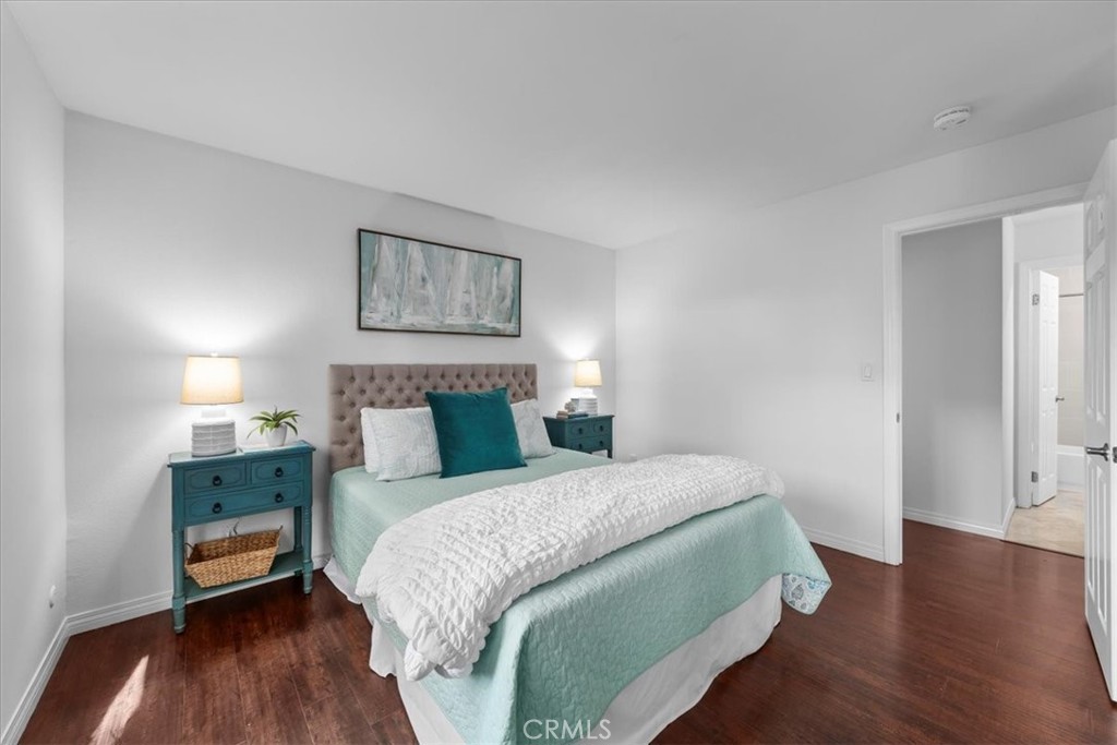 23320 Marigold Avenue Unit: P101