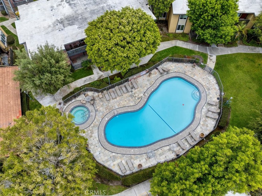 23320 Marigold Avenue Unit: P101