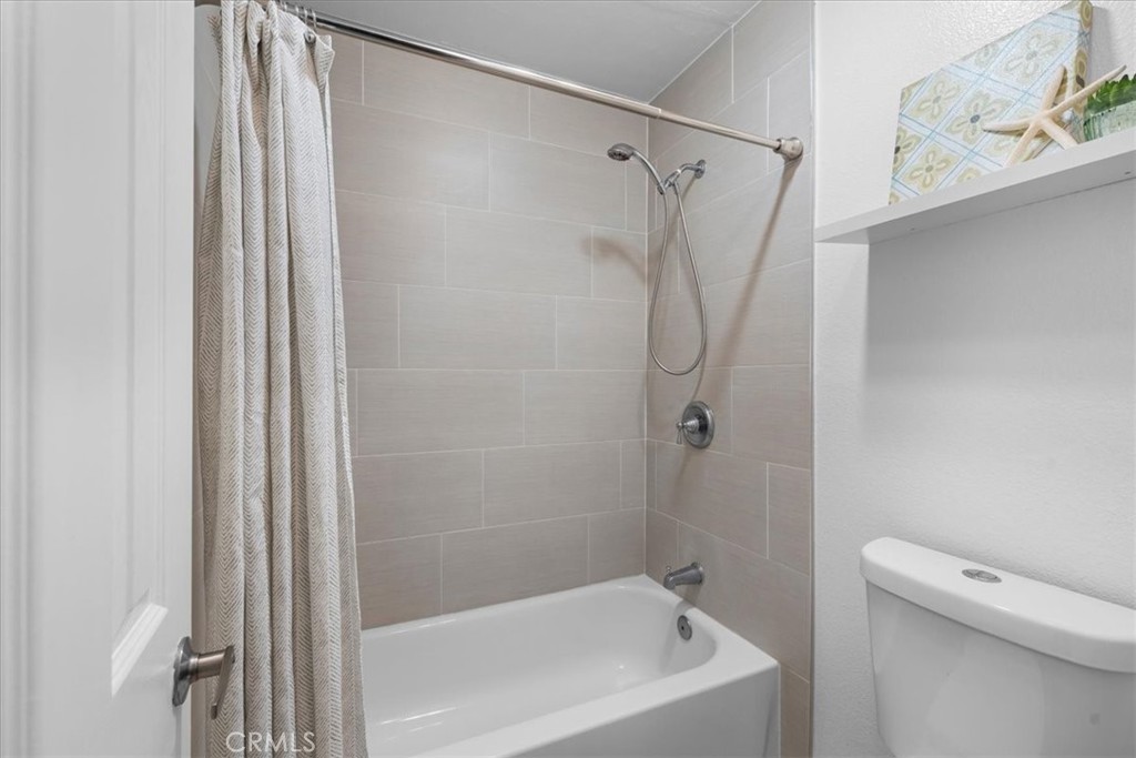 23320 Marigold Avenue Unit: P101