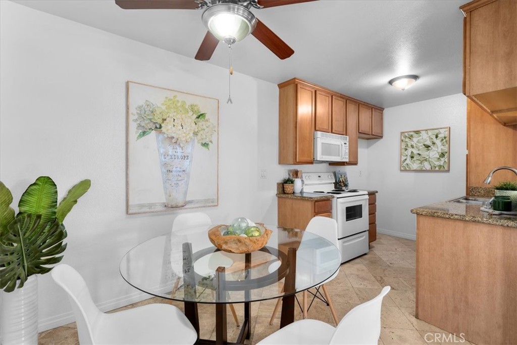 23320 Marigold Avenue Unit: P101