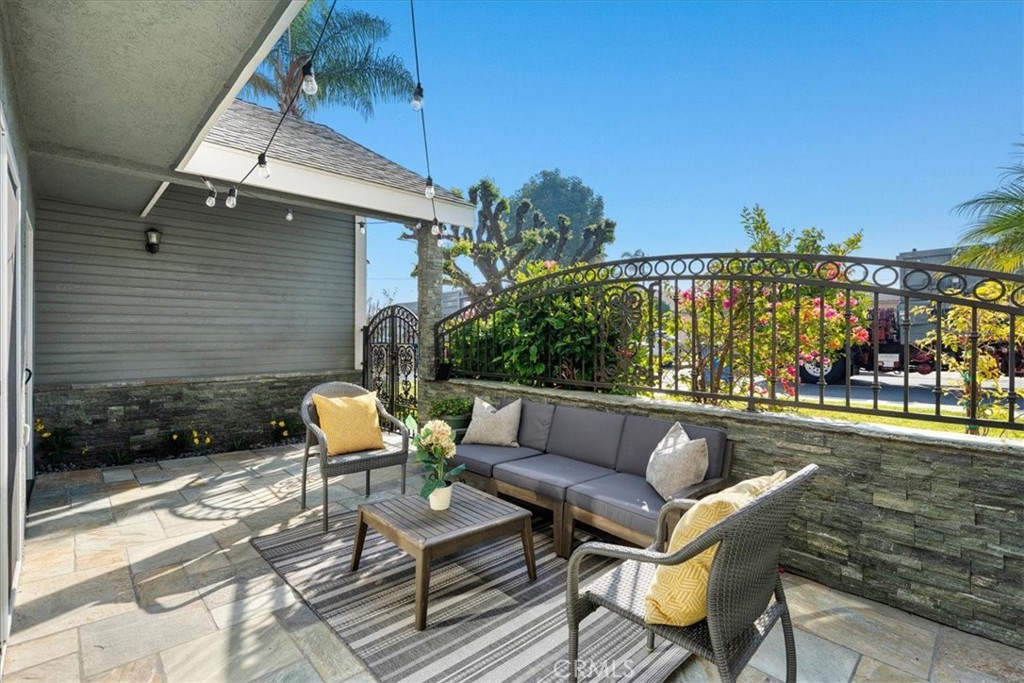 2223 Robinson Street A