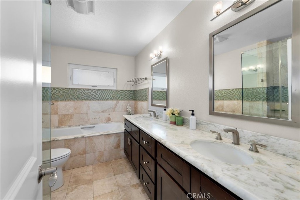 2223 Robinson Street A