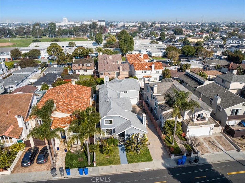 2223 Robinson Street A