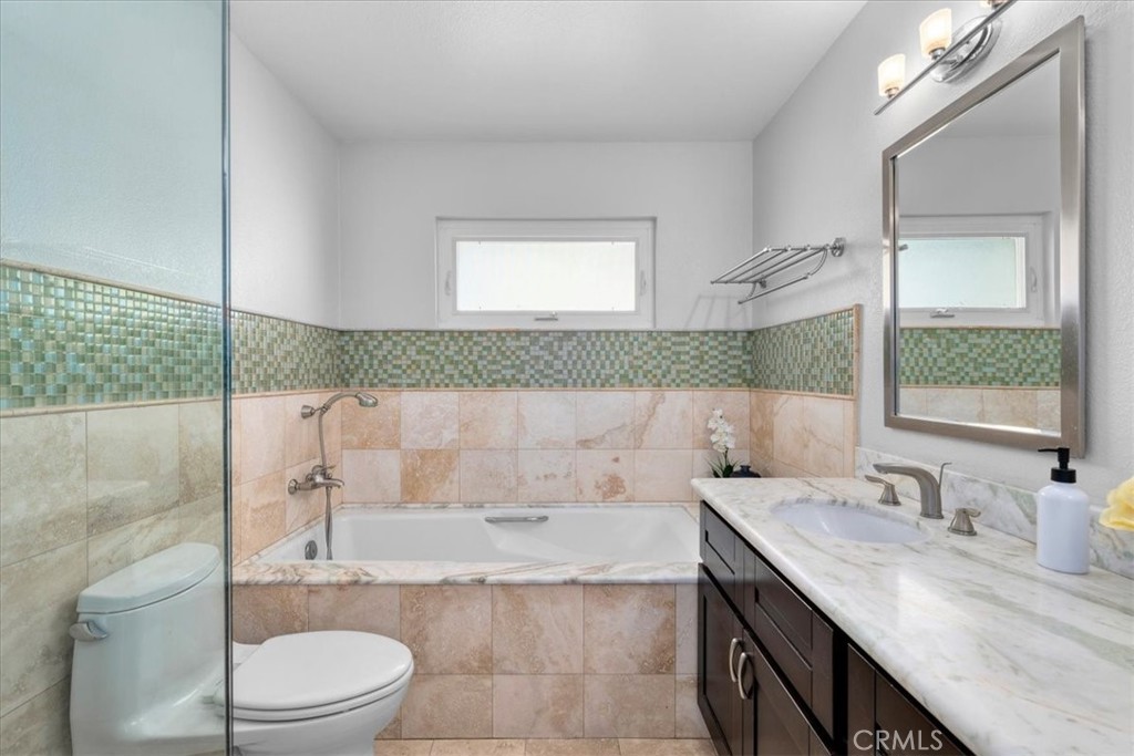 2223 Robinson Street A