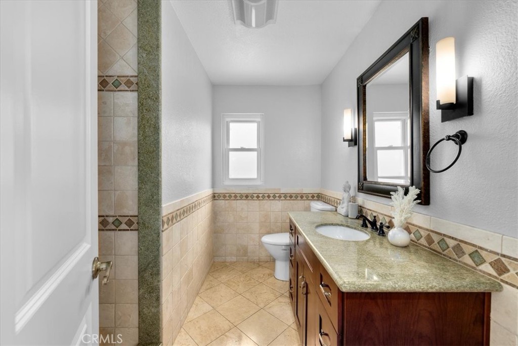 2223 Robinson Street A