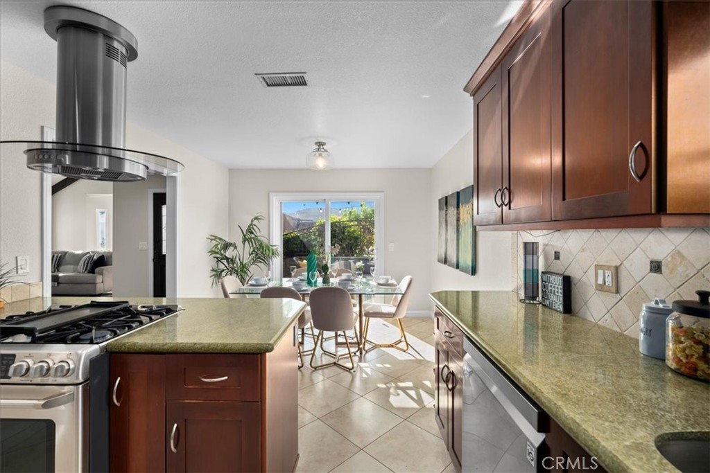 2223 Robinson Street A