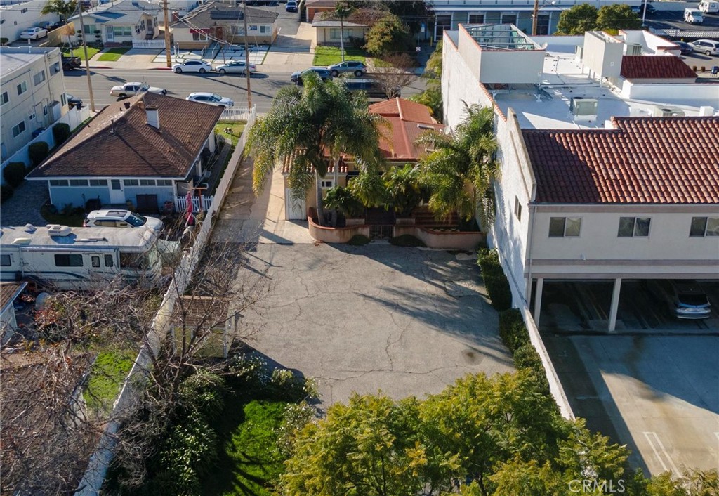 25200 Narbonne Avenue