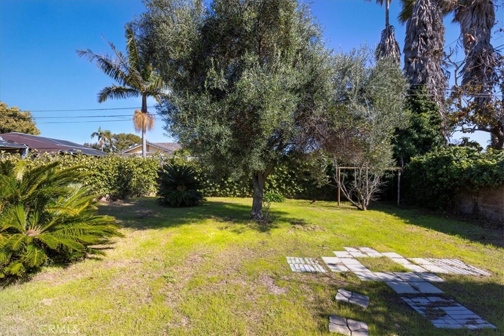 1628 Greenwood Avenue