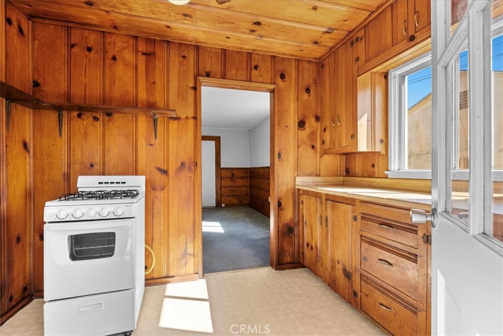 1628 Greenwood Avenue