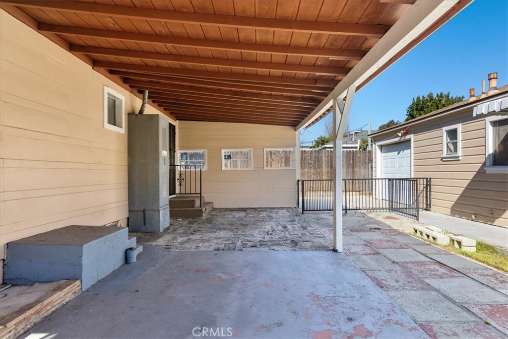 1628 Greenwood Avenue