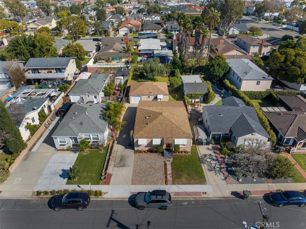 1628 Greenwood Avenue