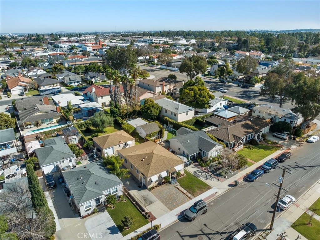 1628 Greenwood Avenue