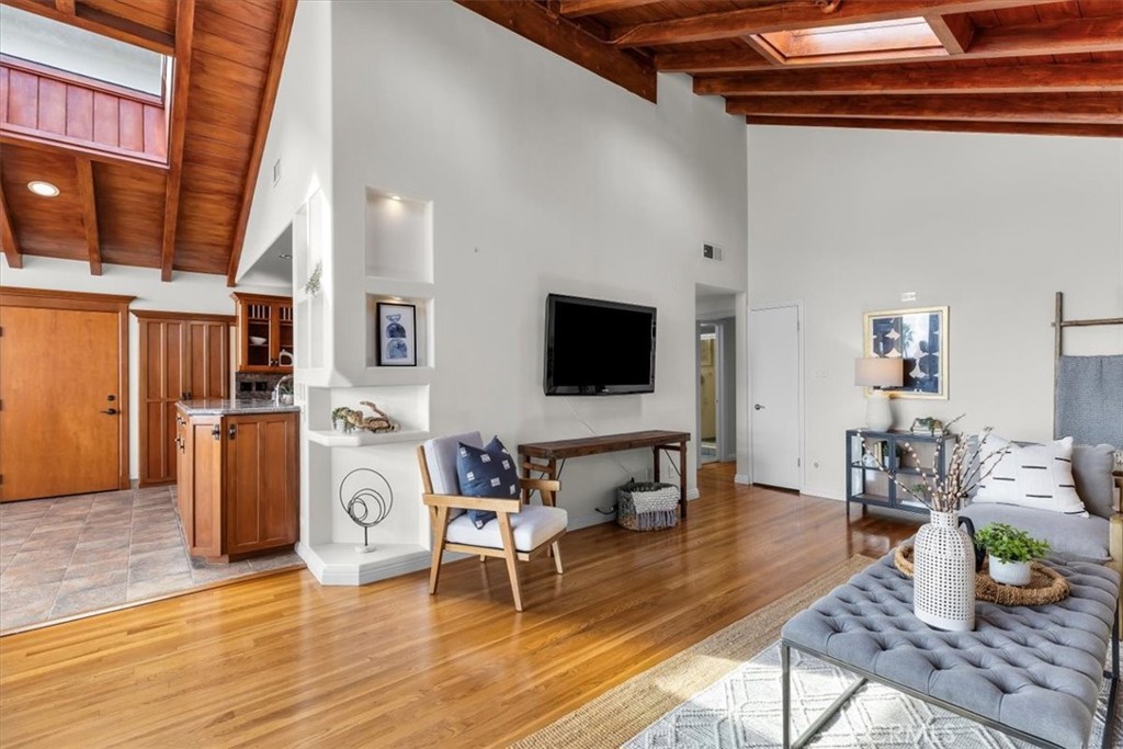 4725 Paseo De Las Tortugas