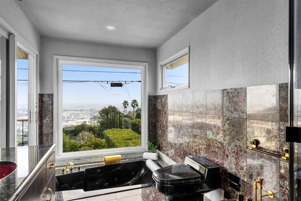 4725 Paseo De Las Tortugas