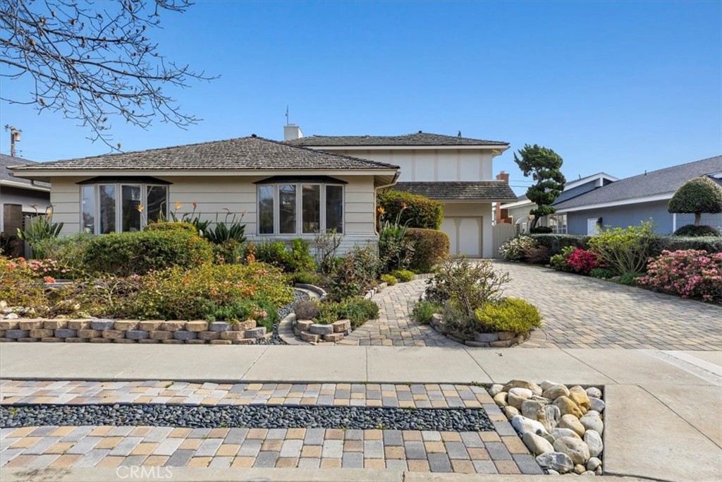 4725 Paseo De Las Tortugas