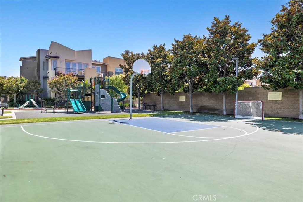 5402 W 149th Place 6