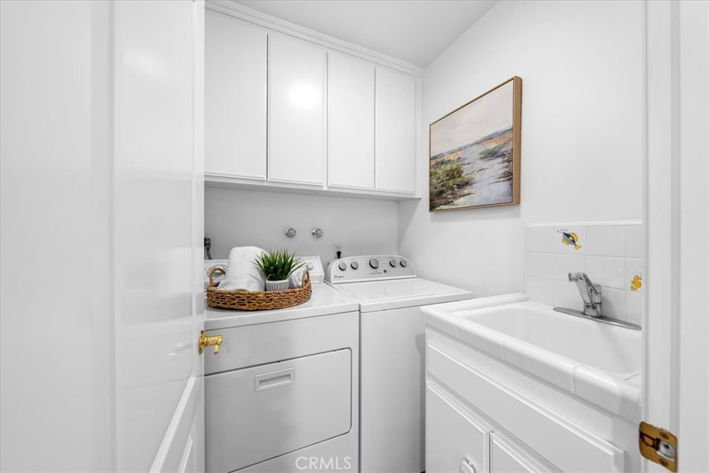 2225 Mathews Avenue A