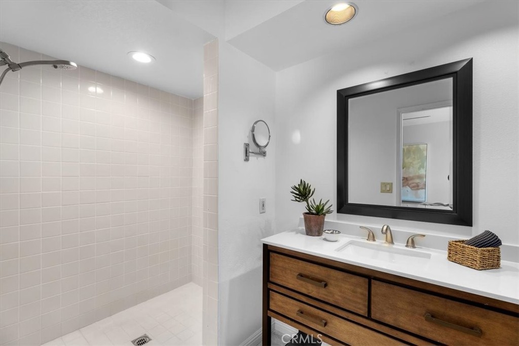 2906 Baywater Avenue 2