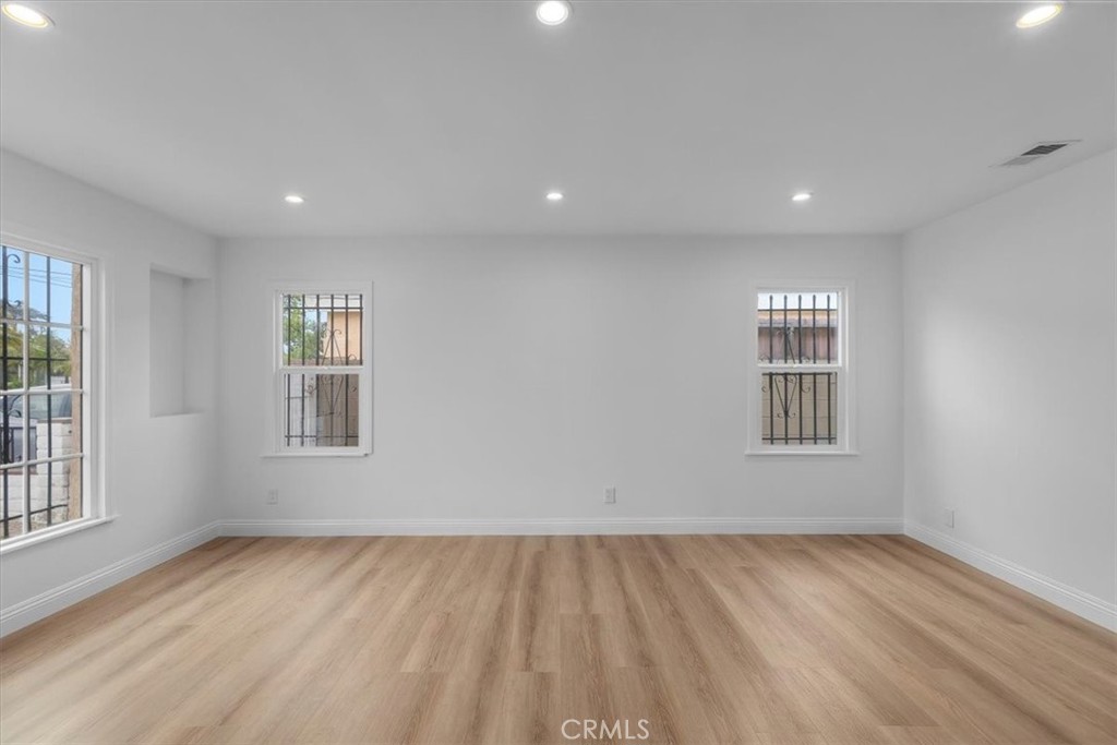 1526 Mcdonald Avenue