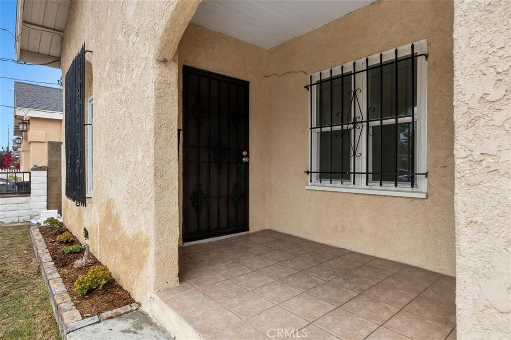 1526 Mcdonald Avenue