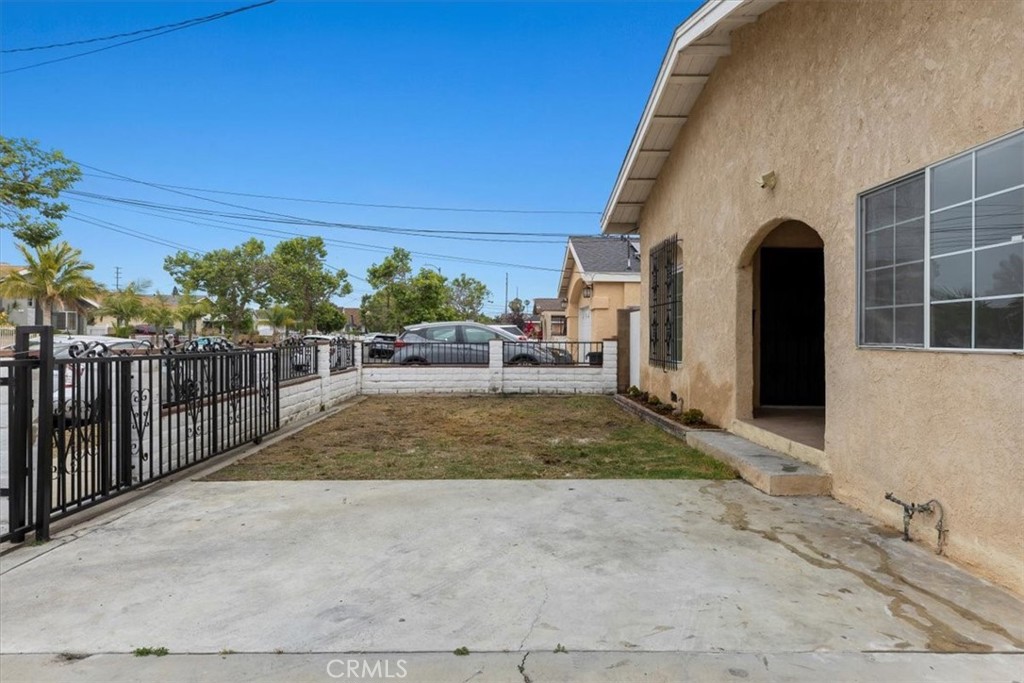 1526 Mcdonald Avenue