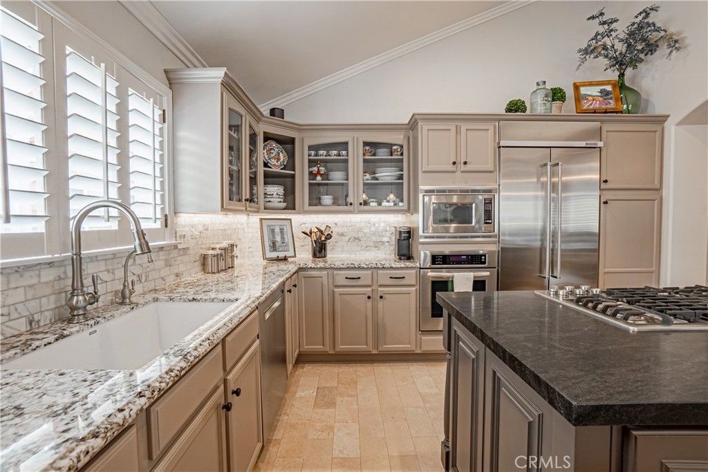 117 S Juanita Avenue A