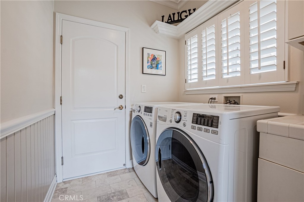 117 S Juanita Avenue A