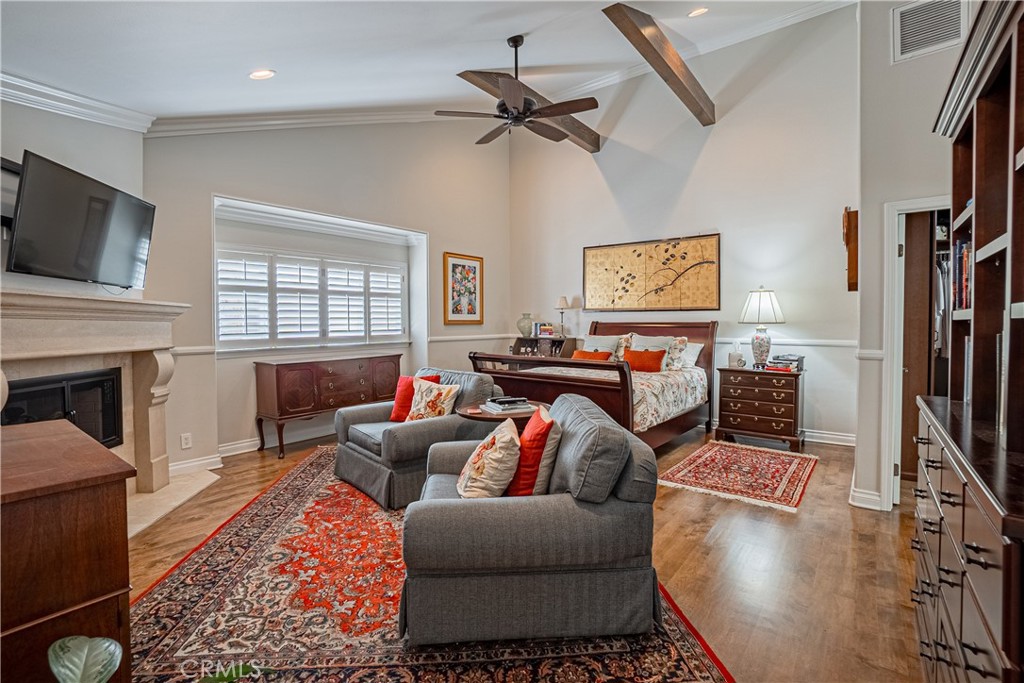 117 S Juanita Avenue A