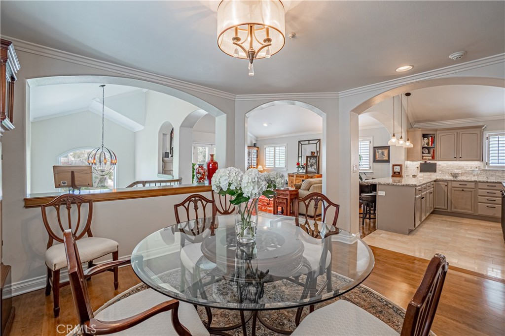 117 S Juanita Avenue A