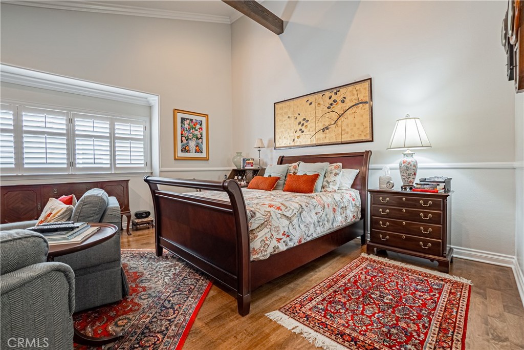 117 S Juanita Avenue A