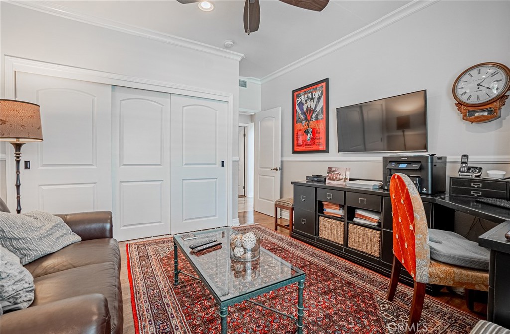 117 S Juanita Avenue A