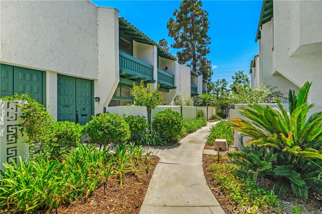 4938 McConnell Avenue