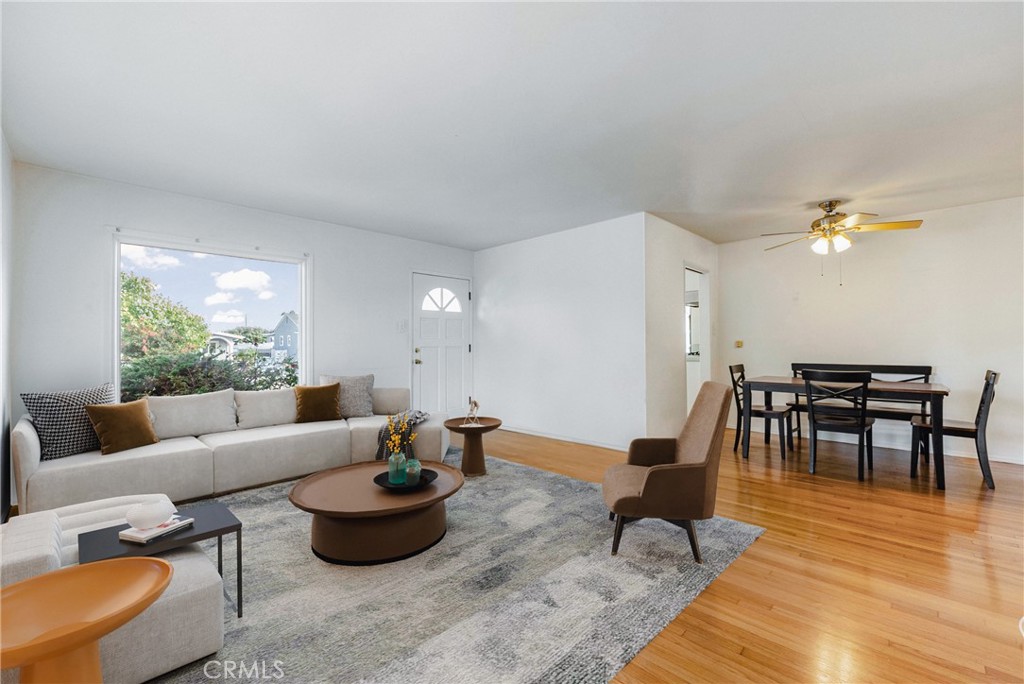 22105 Ellinwood Drive