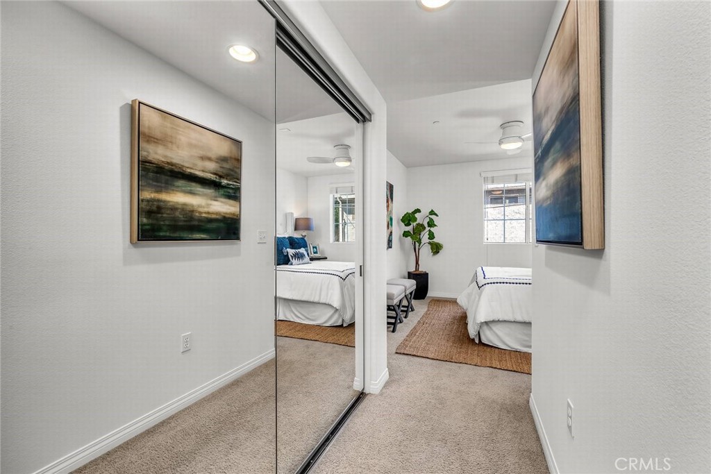 3636 Jasmine Avenue 204