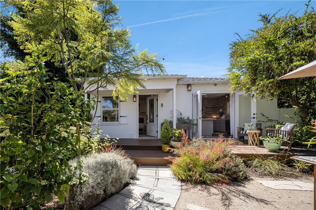 2317 Walgrove