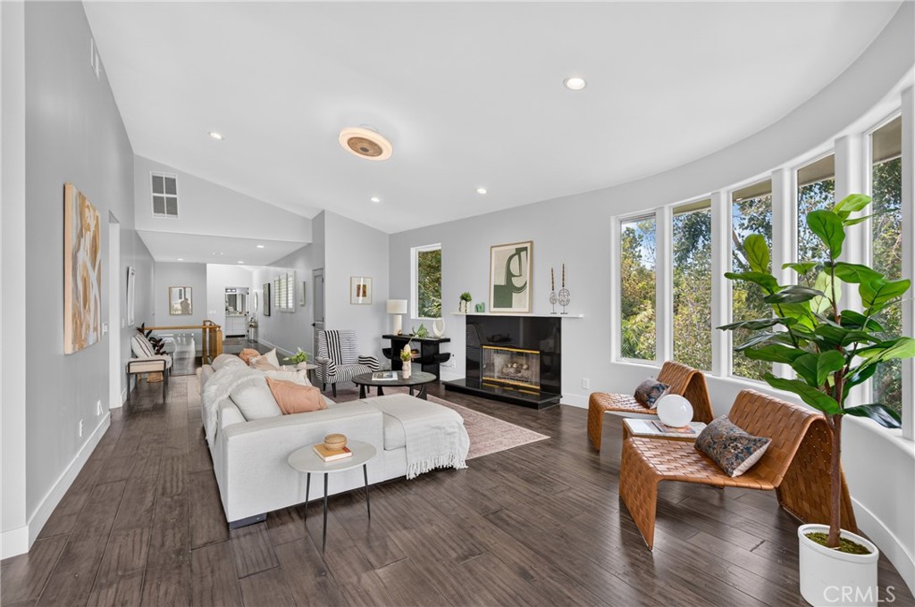 11411 Decente Court