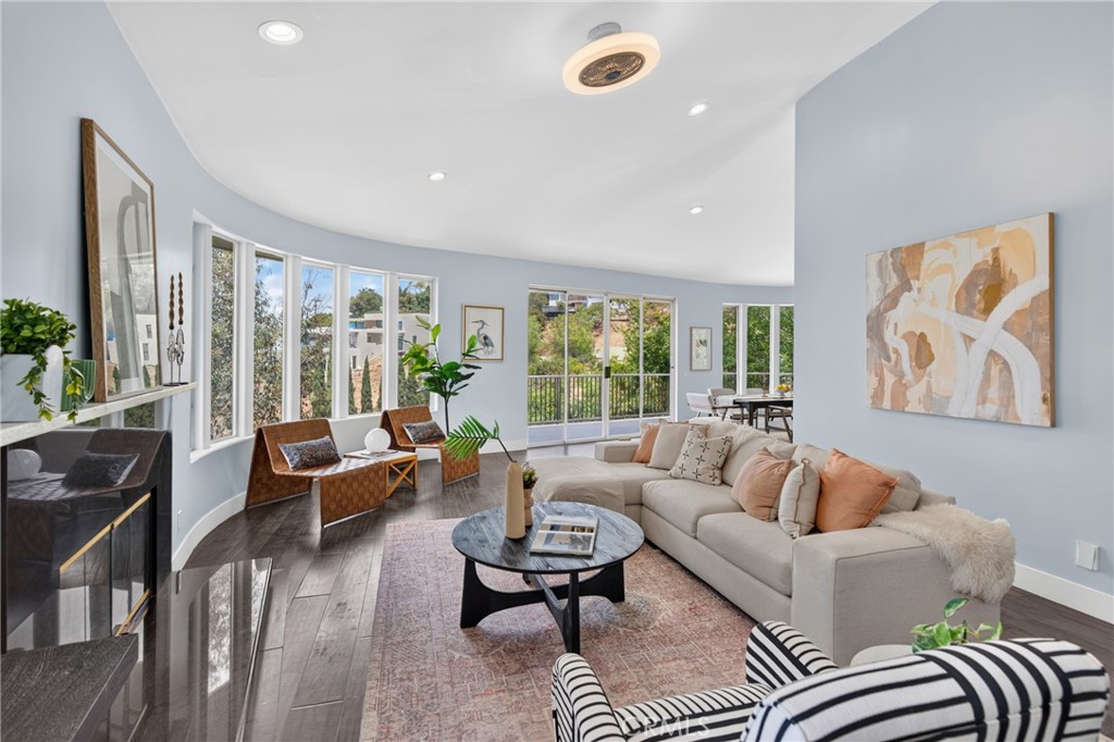 11411 Decente Court