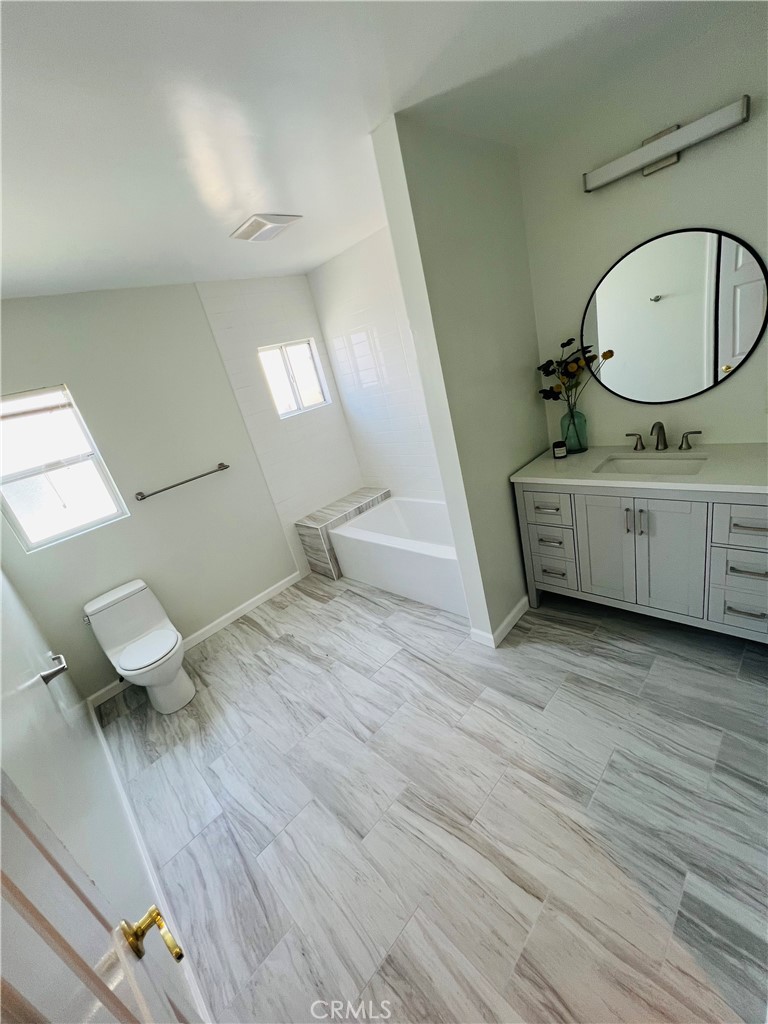 4708 Greenmeadows Avenue