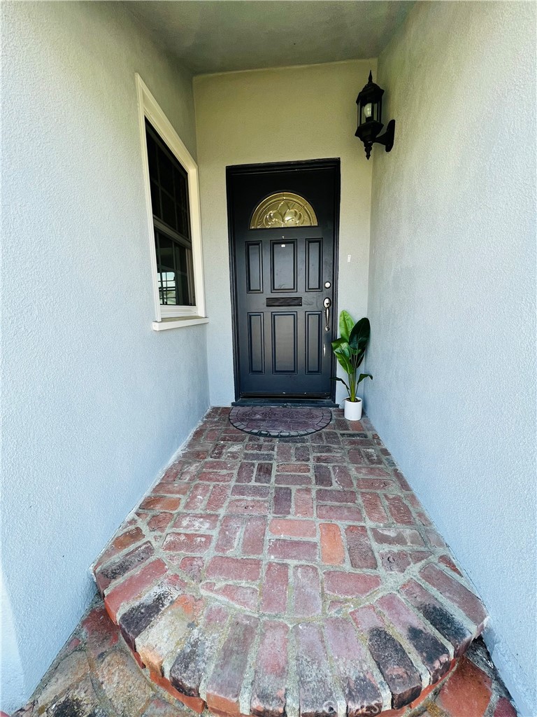 4708 Greenmeadows Avenue