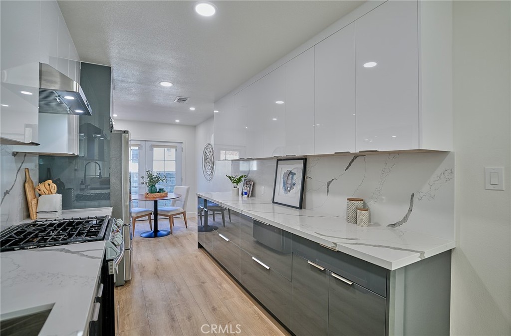 4713 Sepulveda Boulevard