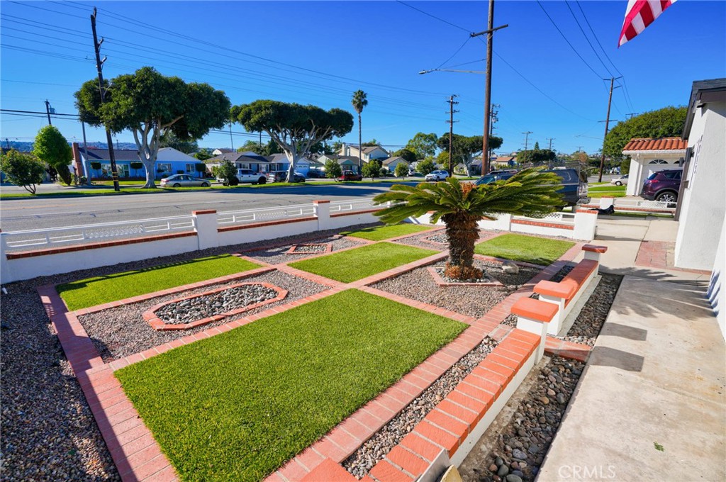 4713 Sepulveda Boulevard